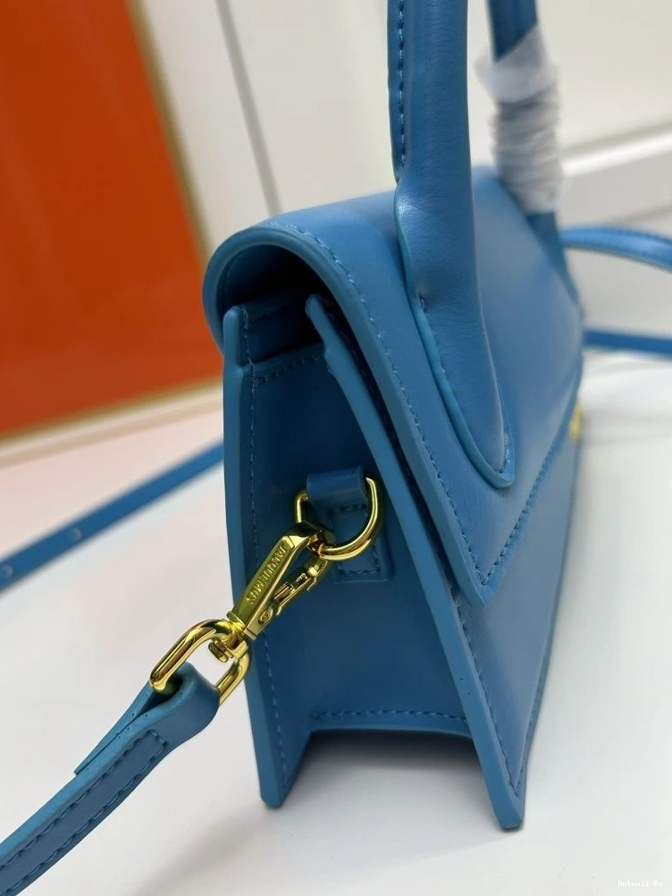 83874 WaterResistant Handle Top Bags Jacquemus 0710